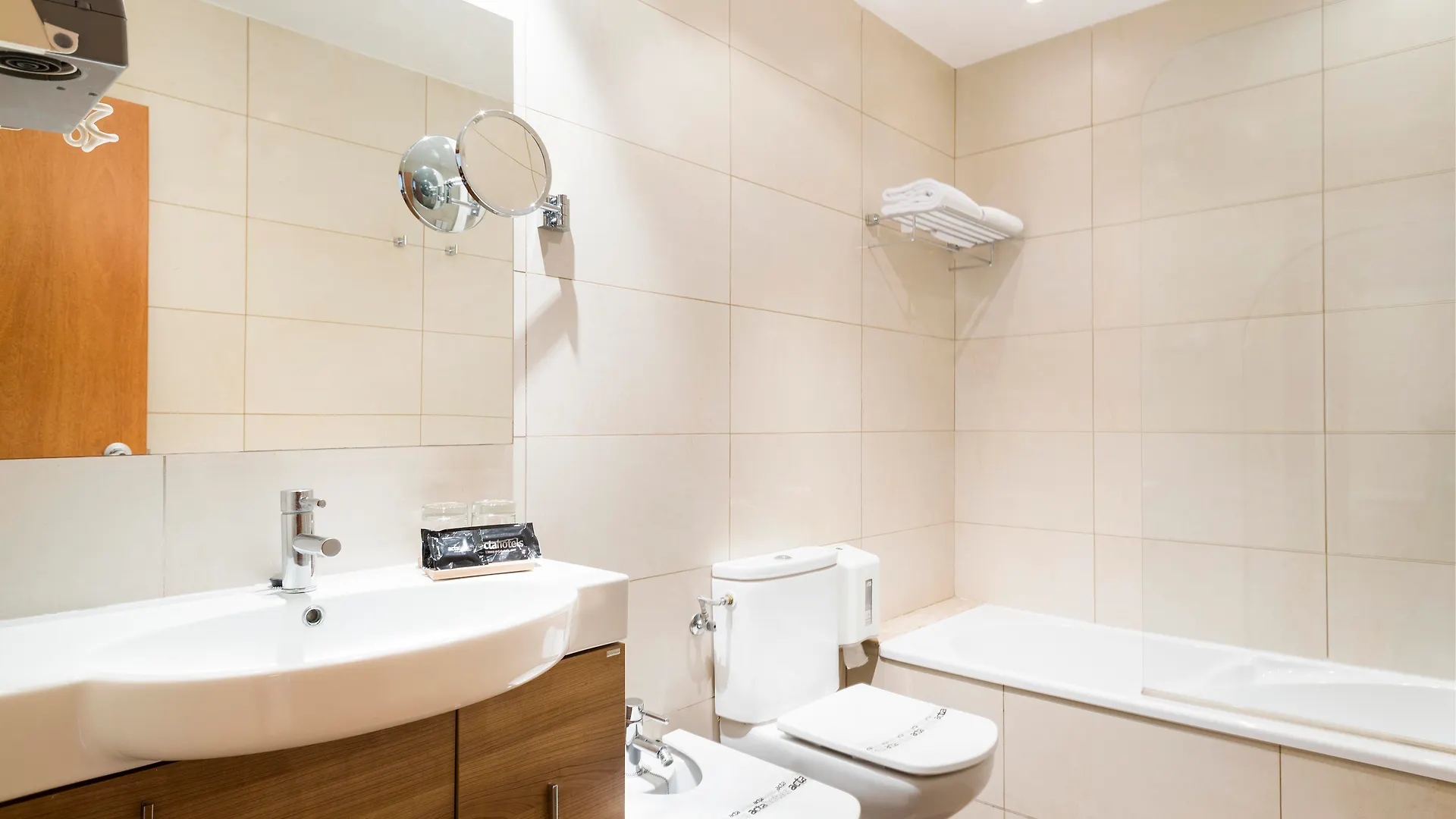 Hotel Acta Azul Barcelona 3*,  Spain