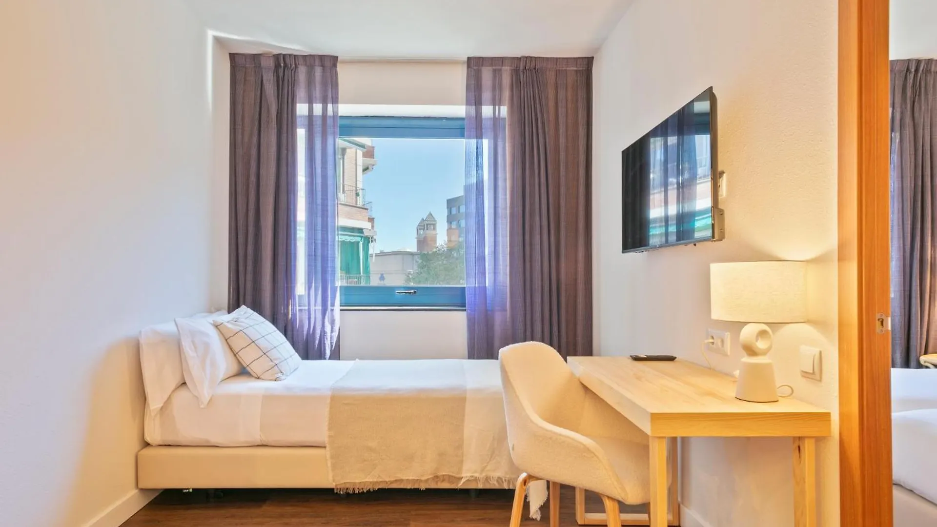 Hotel Acta Azul ברצלונה