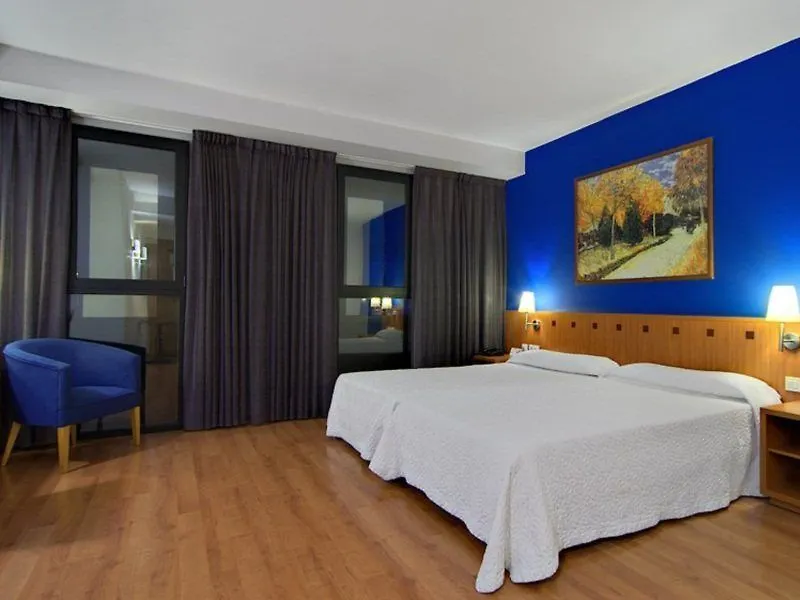 Hotel Acta Azul ברצלונה