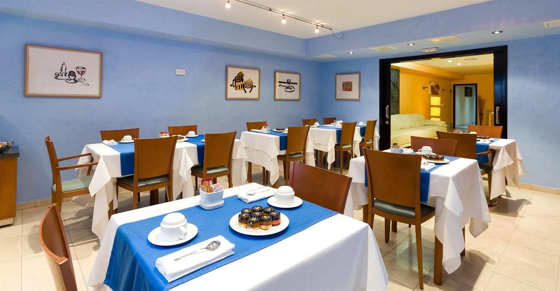 Hotel Acta Azul ברצלונה
